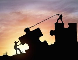 Salah Satu Ciri Orang Yang Beruntung: Mengajak Orang Lain Move ON