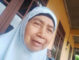 Senyum Ibu Saya