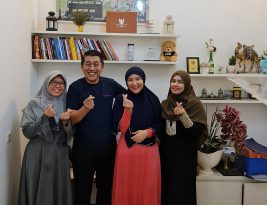 Banyak Manfaat Menerima Tamu